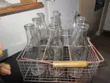 Antik mælkeflaskestativ