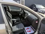 Kia Ceed 1,6 CRDi 128 Exclusive Fashion SW - 3