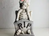 ⭐️- Halloween figur - Skelet og Gravsten - 3