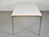 Kantinebord med hvid plade og krom stel - 4