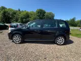 VW Touran 2,0 TDi 140 Highline 7prs - 2