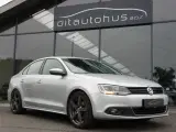 VW Jetta 1,4 TSi 122 Comfortline BMT - 2