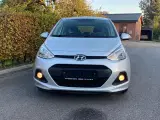 Hyundai i10 1,0 Go air 5d - 5