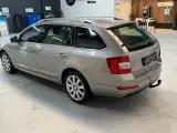 Skoda Octavia 1,2 TSi 105 Active Combi DSG - 4