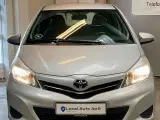 Toyota Yaris 1,3 VVT-i T2 Touch MDS - 2