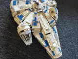 Lego- Millennium Falcon 