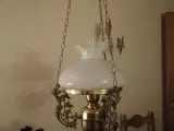 Smuk petroleumslampe.