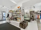 Optimal eksponering midt på Jægersborg Allé - 4