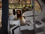 Cruiser Yachts 300 Express - Twin Volvo Penta D3/Udstyr - DIESEL - 2