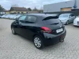 Peugeot 208 1,2 PureTech 82 Prestige - 4