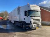 Scania med HMF grisetrailer