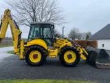 New Holland B115 4-PS - 4