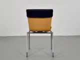 Four design  g2 konferencestol med blå/sort polster og med kip funktion - 3