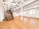 Nyistandsat kontor i moderne flerbrugerejendom centralt på Østerbro – tæt på alt. - 3