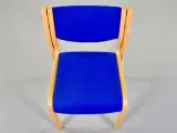 Rabami konference-/mødestol i bøg, med blå polstret sæde og ryg - 5
