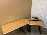 B8 Kontor skrivebord