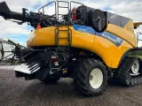 New Holland CR9.90 - 4