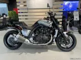 Yamaha V-Max - 3