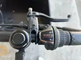 El Ladcykel  - 4
