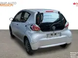 Toyota Aygo 1,0 68HK 5d - 4