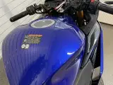 Yamaha YZF-R3 Icon Blue - 4