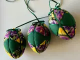 Mellem påskeæg, grøn m blomster, 3 stk samlet - 3