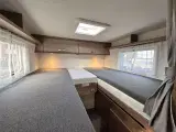 2021 - Carado V337   Velholdt Autocamper Kørt 9800 Km. - 4