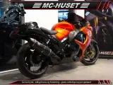 Suzuki GSX 1300 R Hayabusa - 3