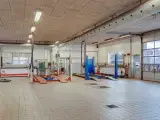 Velindrettet værksted/lager med autolift i Tørringhuse - 5