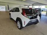 Toyota Aygo X 1,0 VVT-I Active 72HK 5d - 4