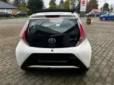 Toyota Aygo 1,0 VVT-I X-Sky 69HK 5d - 4