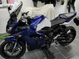 Yamaha FZ1 