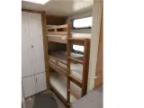 2023 - Hobby De Luxe 545 KMF   Hobby 545 KMF med 3 køjer og dobbeltseng  fra Hinshøj Caravan - 2