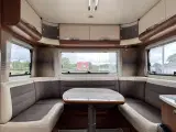 2014 - Adria Adora 563 PU   Fritstående queen seng - 2