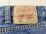 ⭐️- Levi's Original 501 Straight Leg Button-fly -  - 3