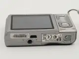 ⭐️· Digitalkamera: HP Photosmart R827 - 2