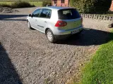 Vw golf v 1.6 - 4