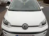 VW Up! 1,0 MPi 60 Move Up! BMT - 4