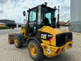 CAT 907H - 5