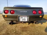 Chevrolet Corvette  - 4