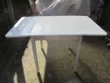Spisebord med klapper