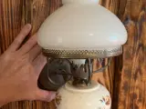 Væglampe i antik stil