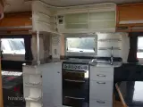2011 - Cabby Comfort 650+ FT White Line   Vintervogn fra Cabby med Rundsiddegruppe i læder fra Hinshøj Caravan. - 2
