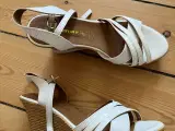Tamaris sandaler med kilehæl
