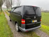 VW Transporter 2,5 TDi 130 Kombi Tiptr. kort 4d Ny - 4