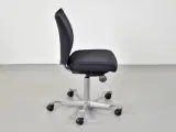 Häg h05 5200 kontorstol med sort/blå polster og gråt stel - 4
