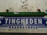 John Deere 592 Cylinder DC204809 - 2
