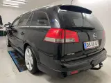 Opel Vectra 2,2 Direct Limited Wagon - 3