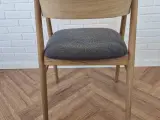 6 nye stole  - 5