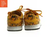 Gule sneakers med tigerprint fra Nike (str. 25) - 3